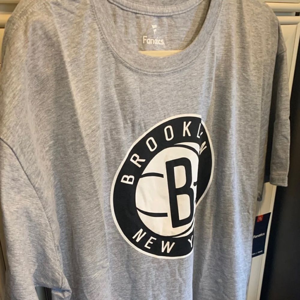 FANATICS BROOKLYN NETS GRAY T-SHIRT SIZE 2XL